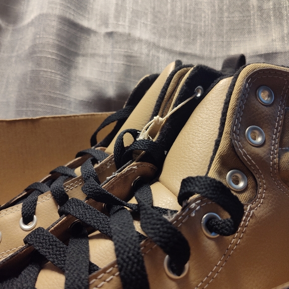 high top converse CTAS - Picture 6 of 6